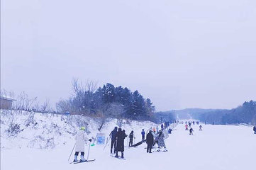 上京国际滑雪场第 27 张图片
