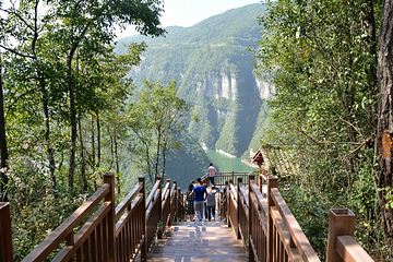 灵龙峡大拐弯生态旅游区第 6 张图片