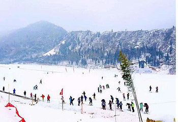 西安竹林畔滑雪场第 23 张图片