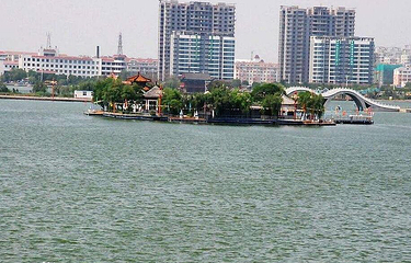 沙滩浴场第 3 张图片