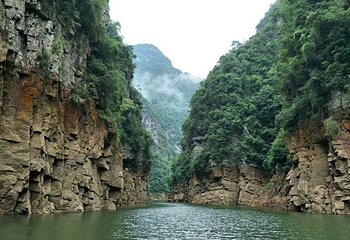 金秀圣堂湖景区第 16 张图片