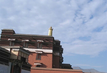 德尔隆寺第 2 张图片