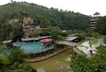 龙门水都鲤鱼湾温泉第 22 张图片