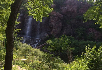 万安山旅游度假区七彩大峡谷第 69 张图片