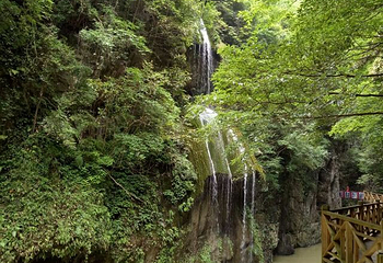 南江大峡谷第 25 张图片