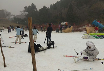 桃花峪滑雪场第 8 张图片