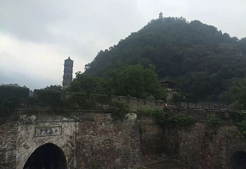 龙兴古寺第 18 张图片