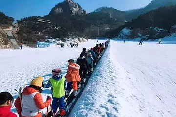 青龙峪高山滑雪场第 2 张图片