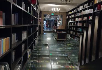 钟书阁(松江泰晤士小镇店)第 28 张图片