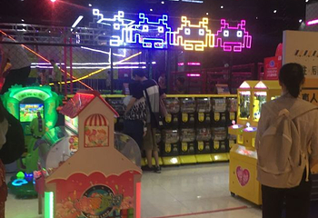 反弹蹦床公园(优托邦·奥体超级mall店)第 7 张图片