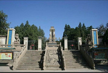 谢子长陵园第 3 张图片
