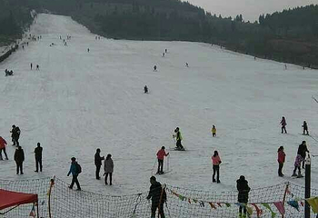 青州市驼山滑雪场第 11 张图片