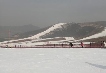 玉龙湾滑雪场第 17 张图片
