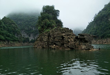 金秀圣堂湖景区第 18 张图片