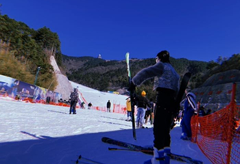 大明山万松岭滑雪场第 50 张图片