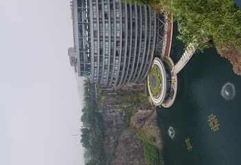 深坑秘境乐园-上海世茂精灵之城主题乐园第 47 张图片