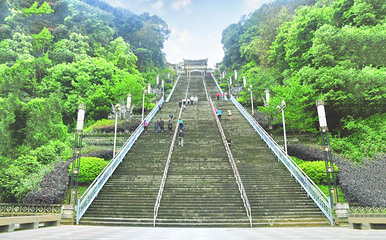 白岩公园第 2 张图片