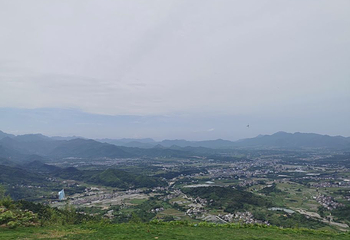 九华山国际滑翔伞飞行基地第 4 张图片