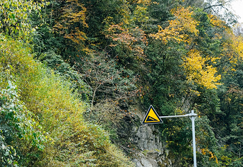 东拉山大峡谷第 24 张图片