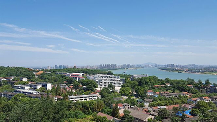 孤峰塔第 2 张图片