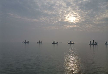 九龙灌浴第 6 张图片