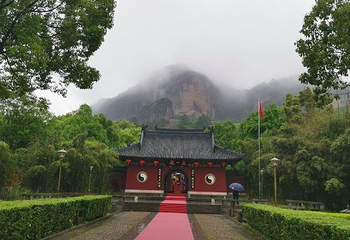 龙虎山橡皮艇漂流第 8 张图片