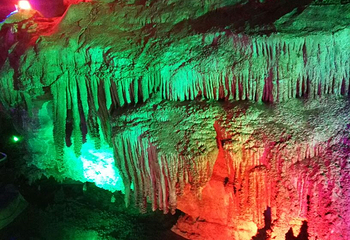 沂源鲁山溶洞群景区第 14 张图片