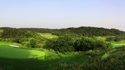 辽宁铁岭龙山国际高尔夫俱乐部第 9 张图片