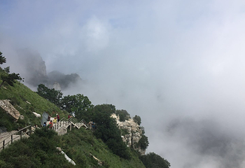 白石山大剧院第 26 张图片