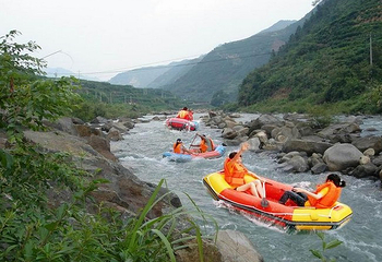 龙游峡谷漂流第 6 张图片