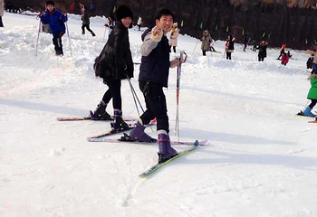 桃花峪滑雪场第 22 张图片