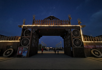 黑城弱水胡杨风景区第 9 张图片