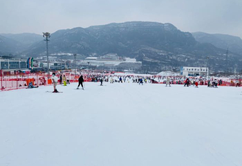 照金国际滑雪场第 14 张图片