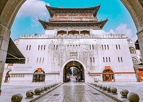 洛阳三彩艺术博物馆