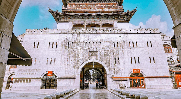 洛阳三彩艺术博物馆