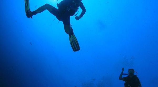 分界线潜水俱乐部