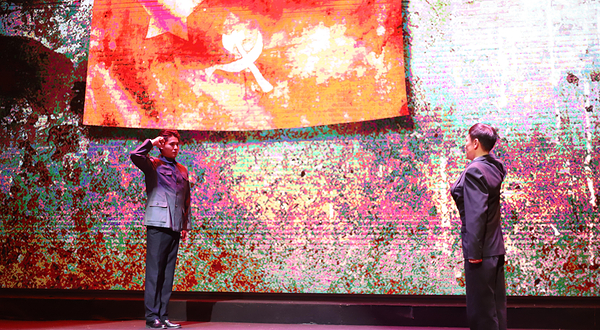 《信仰的火炬》演出