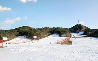 云佛山滑雪场