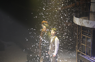 环境式驻演音乐剧《灯塔》