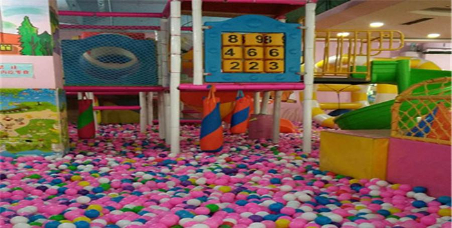 嗨翻天儿童主题乐园