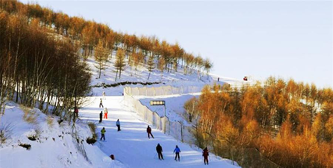 敖其湾滑雪场