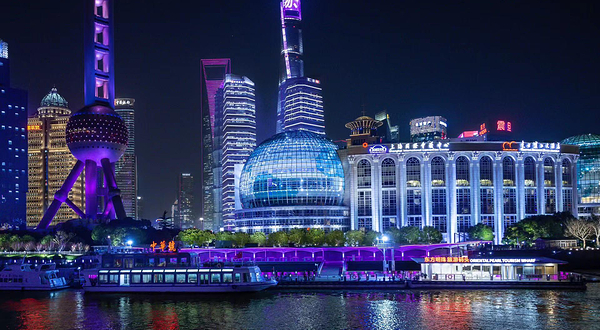 黄浦江•东方明珠游艺主题游船