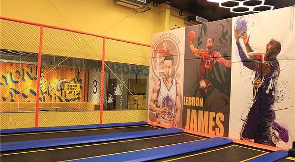 长沙星空蹦床减压馆