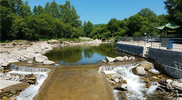 延边珲春大荒沟漂流