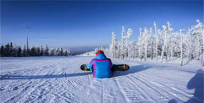 冰雪奇缘亲子戏雪乐园