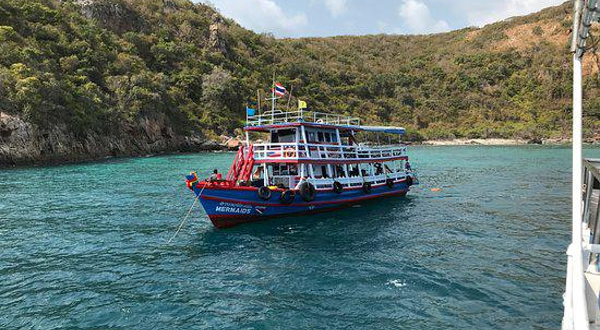 无止境潜水中心