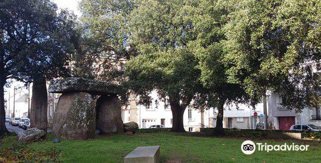 Dolmen des Trois Pierres